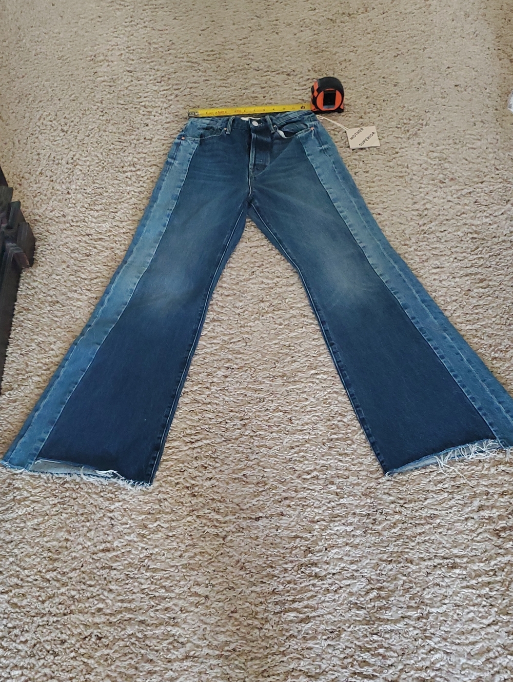 MOTHER The Tx Side Stepper Sneak Fray Jeans with Raw Hem